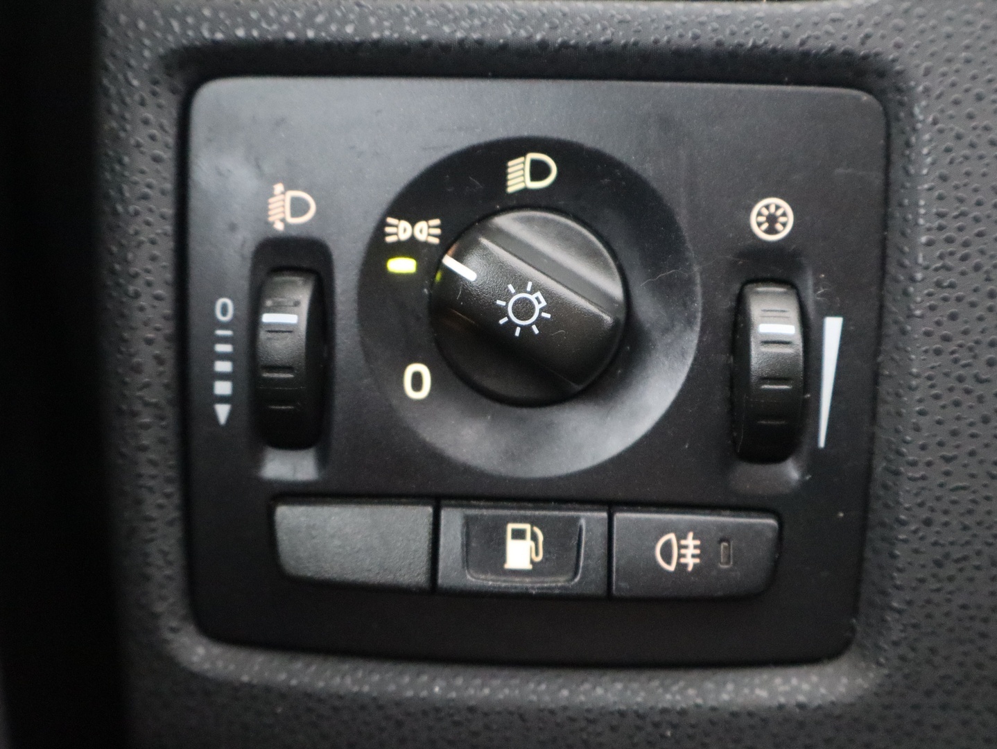 VOLVO V50 2008