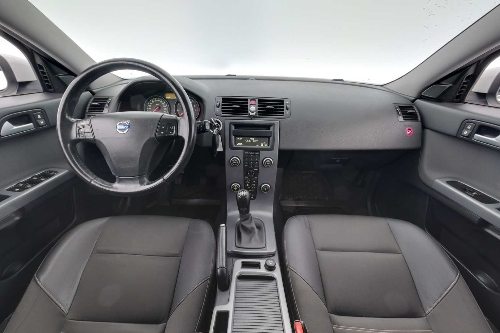 VOLVO V50 2008
