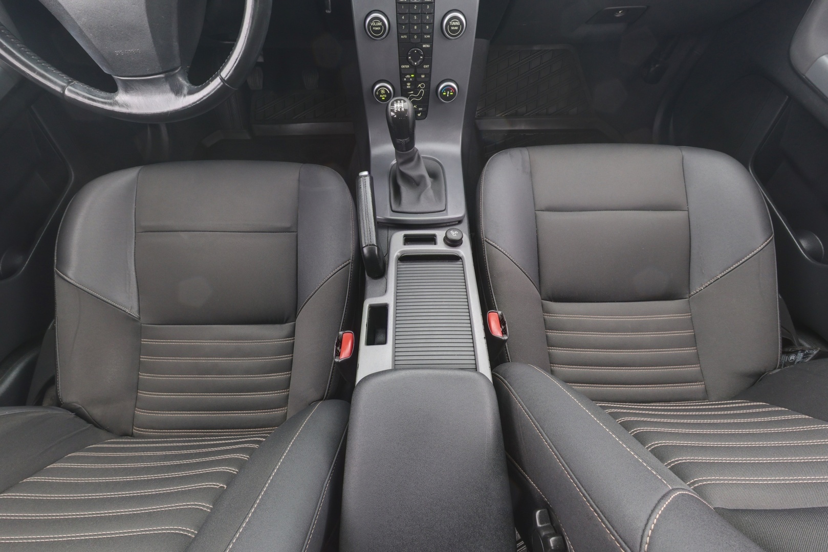 VOLVO V50 2008