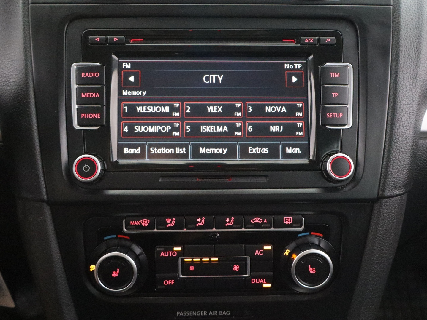VOLKSWAGEN Golf 2010