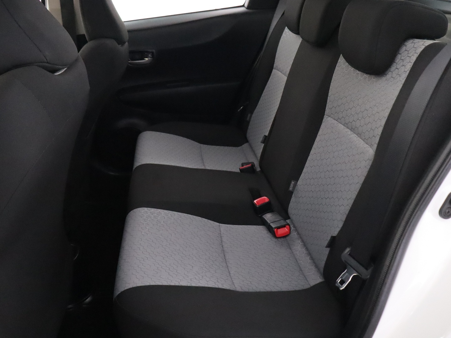 TOYOTA Yaris 2014