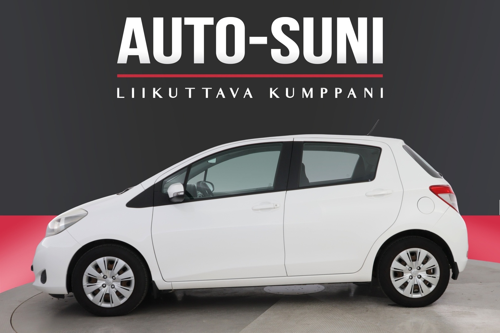 TOYOTA Yaris 2014
