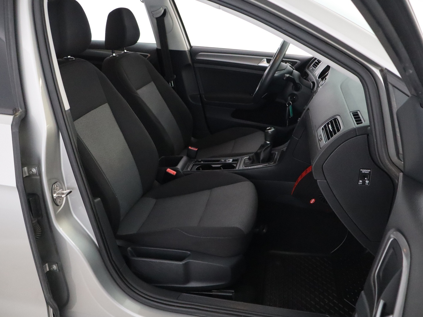 VOLKSWAGEN Golf 2014