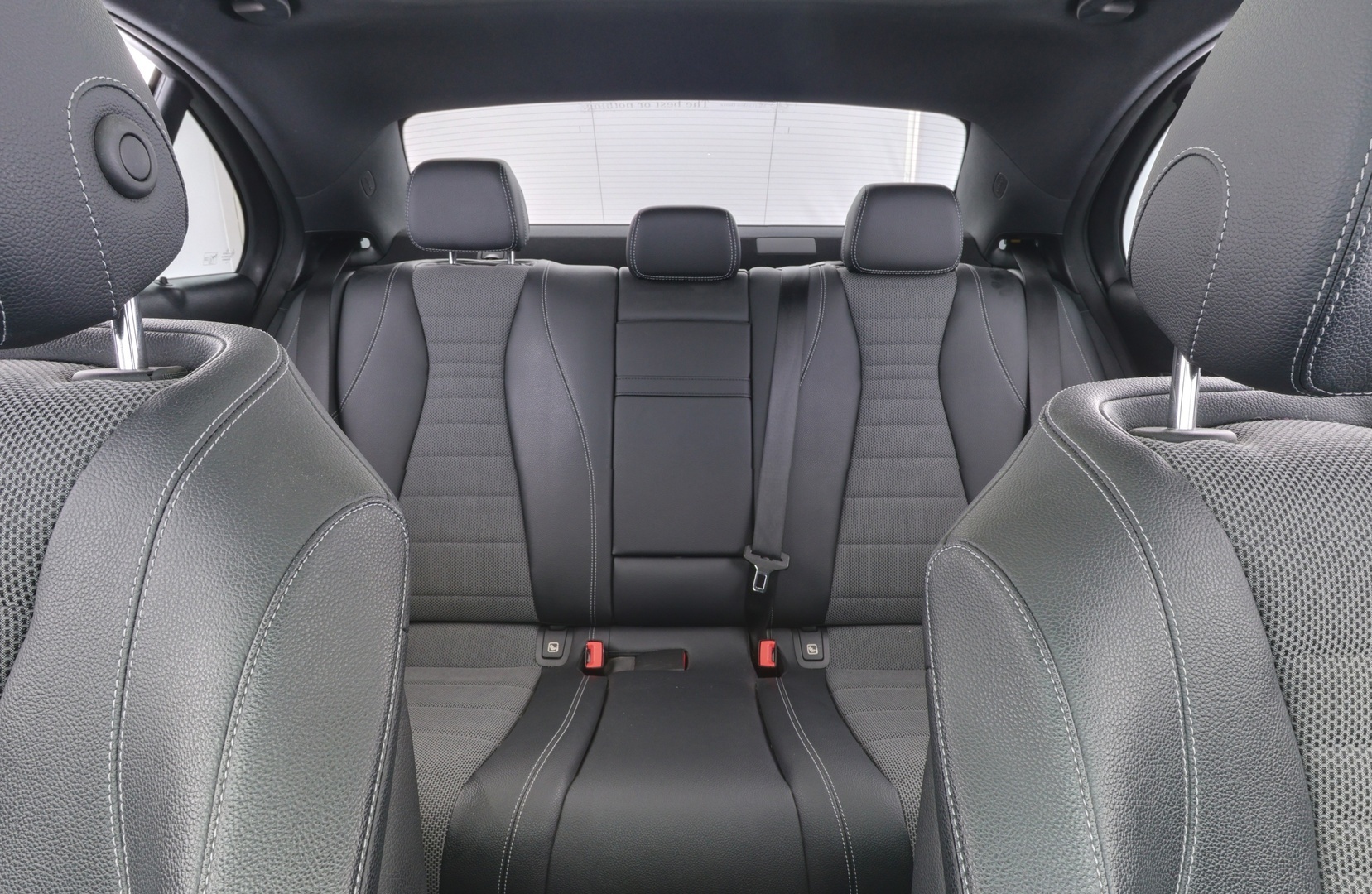 MERCEDES-BENZ E 2016