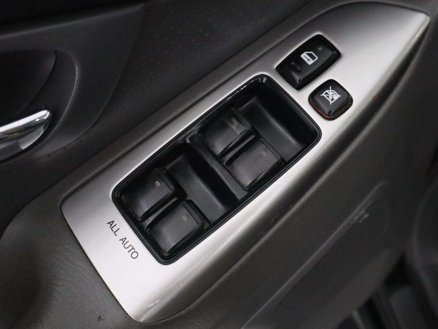 TOYOTA Land Cruiser 2005