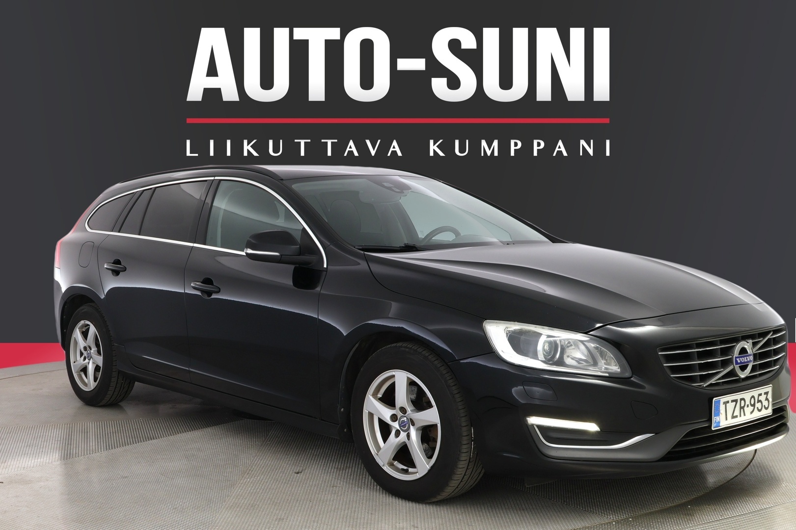 VOLVO V60 2015
