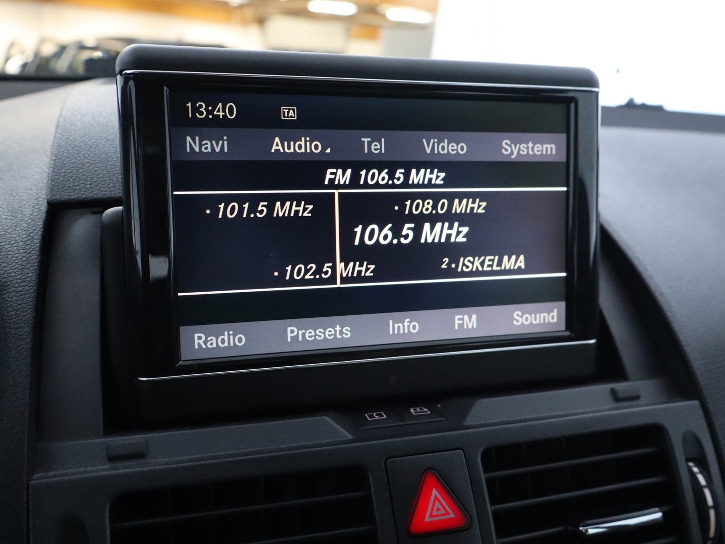 MERCEDES-BENZ C 2009