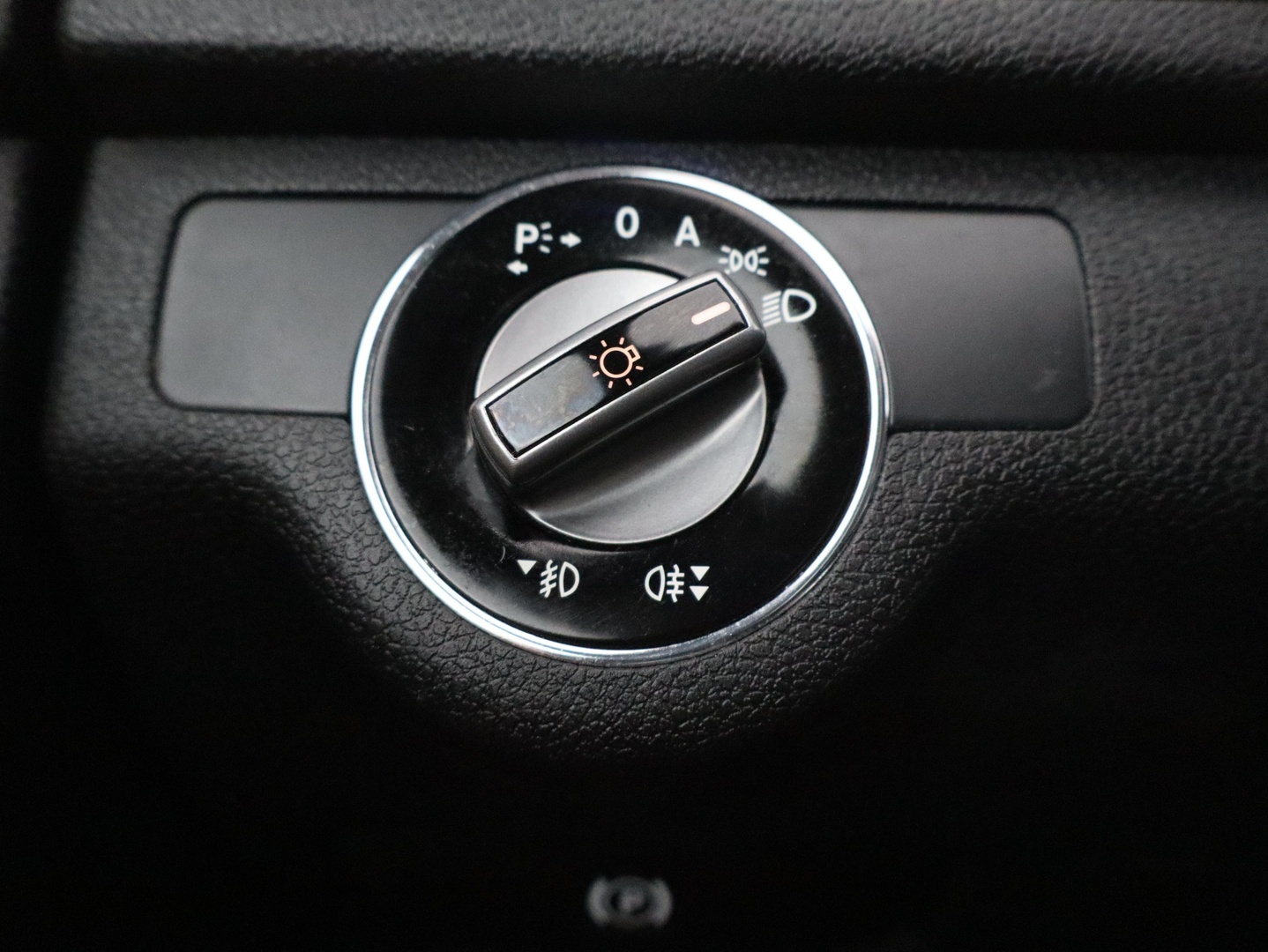 MERCEDES-BENZ C 2009