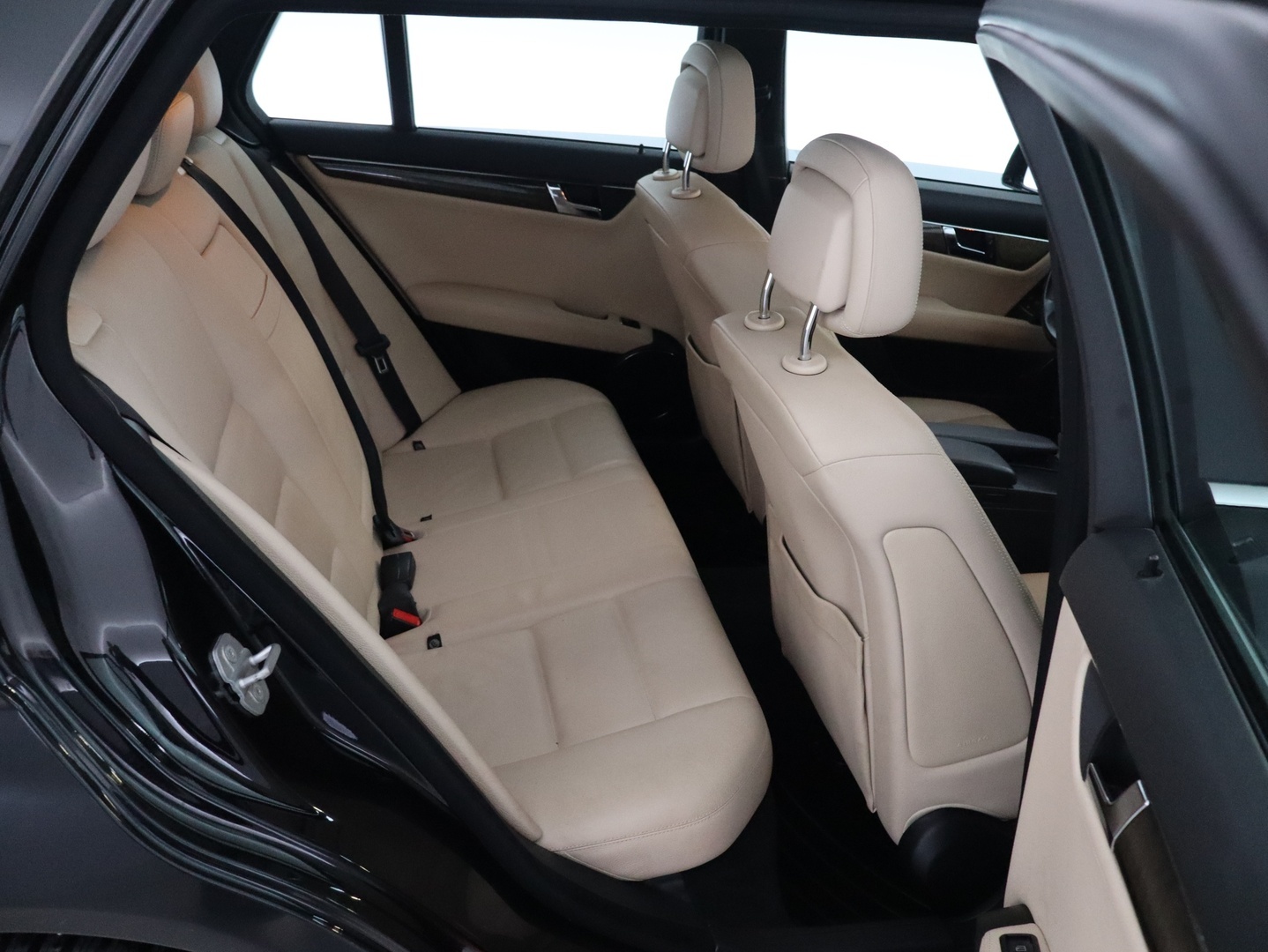 MERCEDES-BENZ C 2009