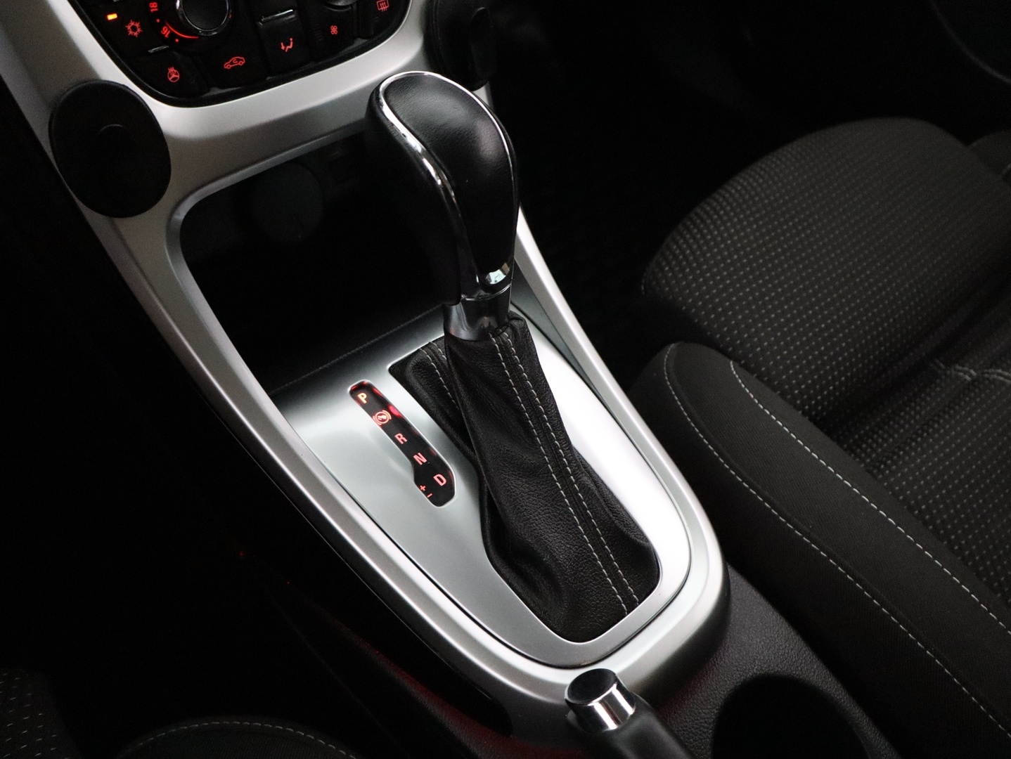 OPEL Astra 2013