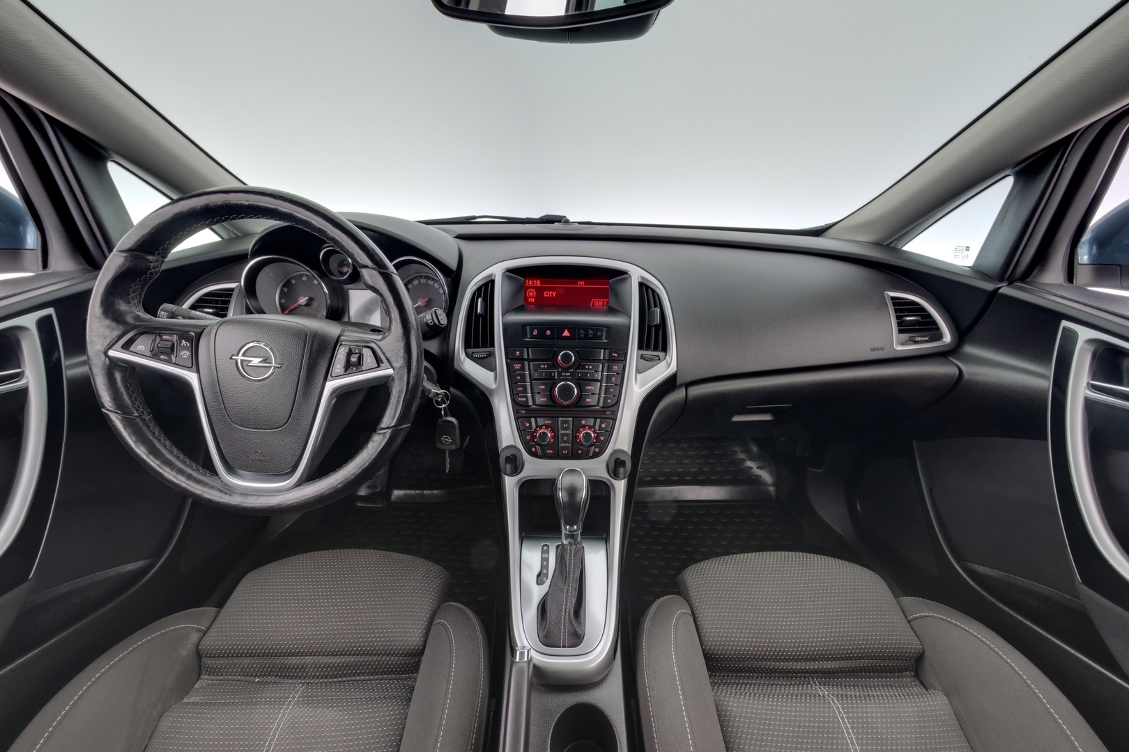 OPEL Astra 2013