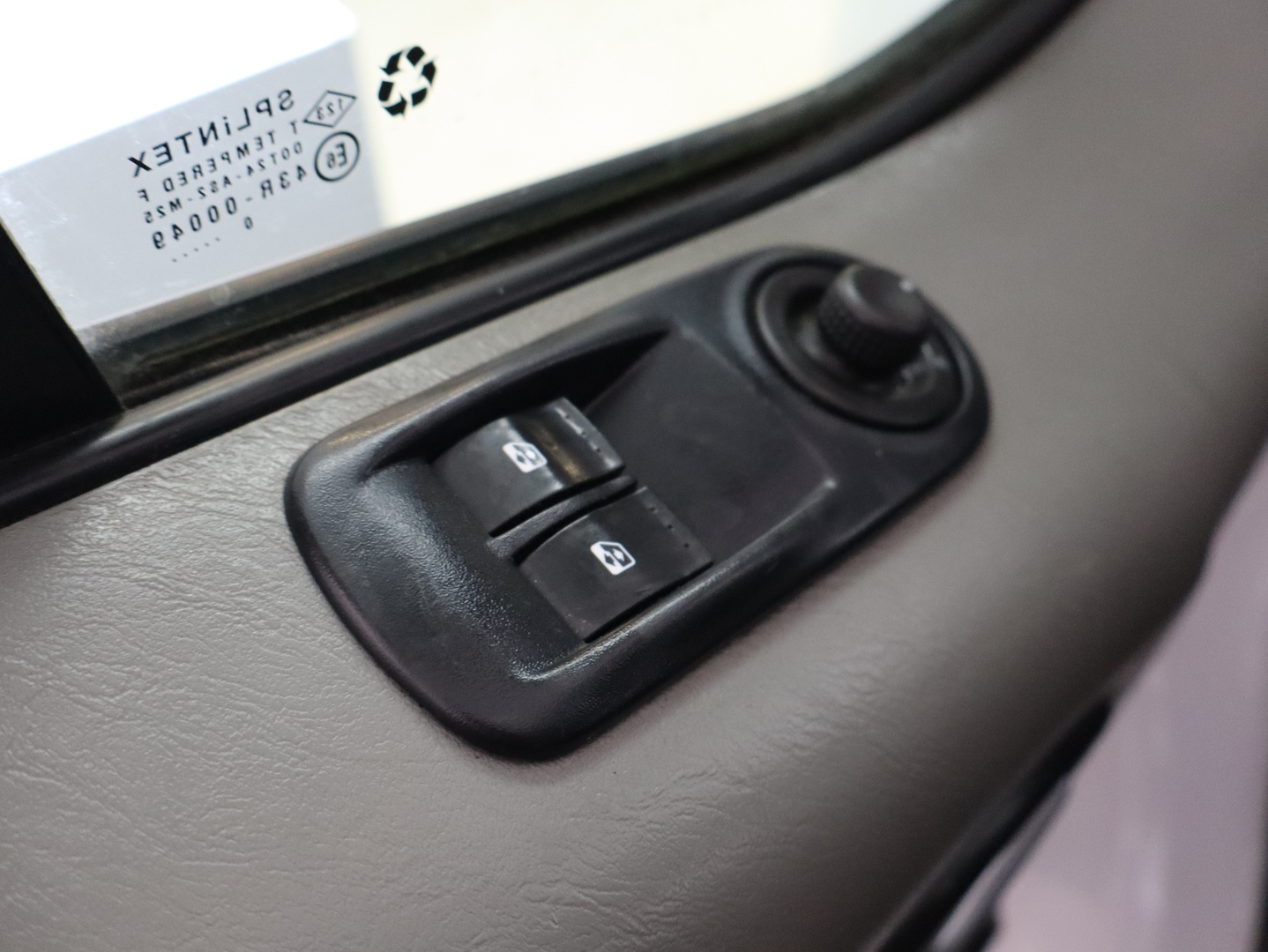 OPEL Vivaro 2011