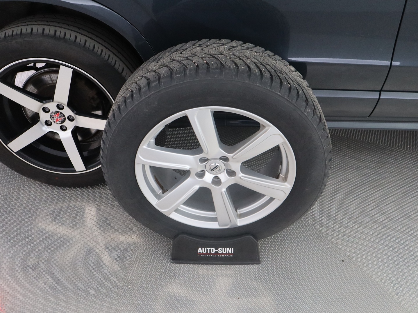VOLVO XC90 2016