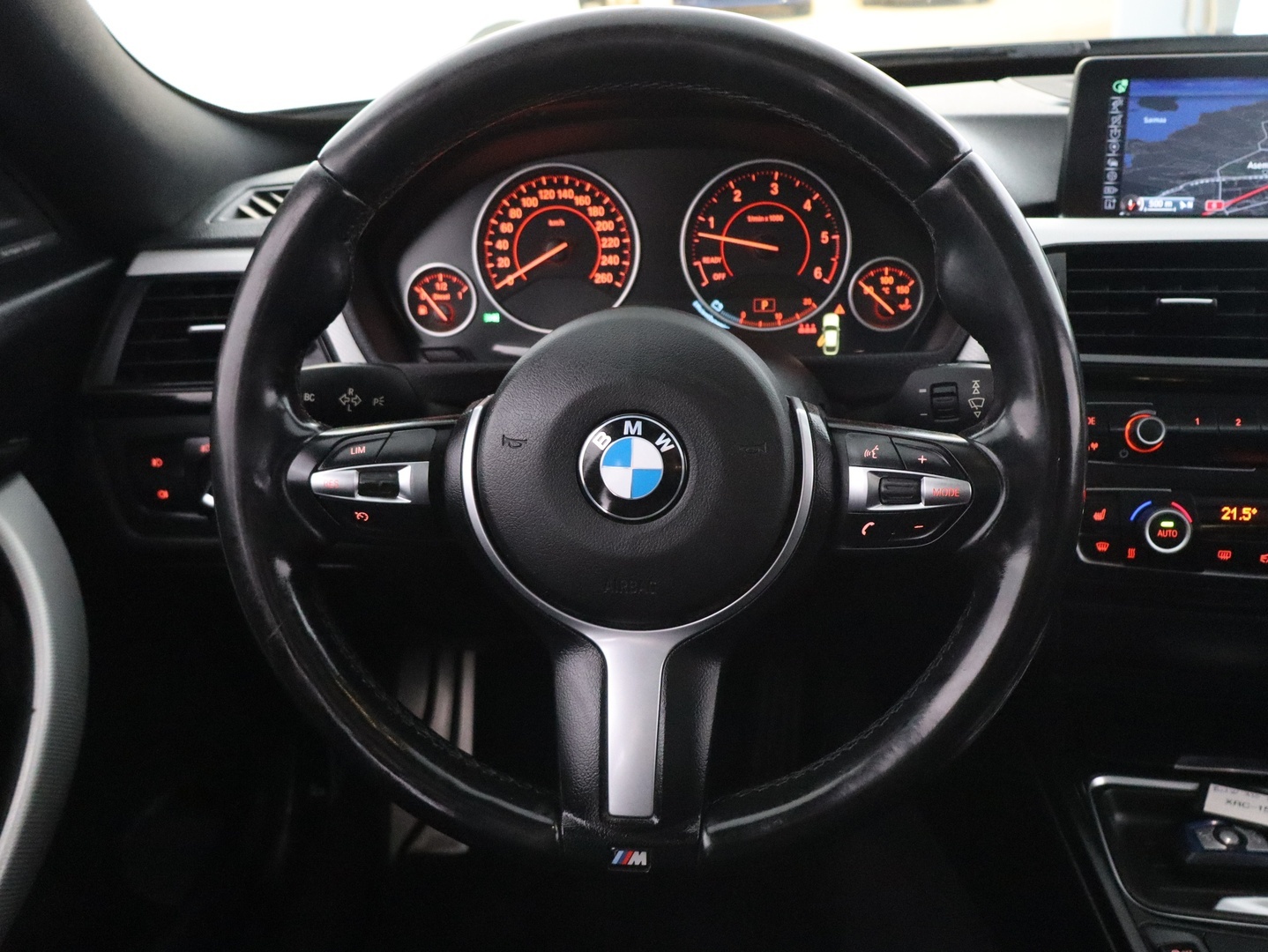 BMW 330 Gran Turismo 2014