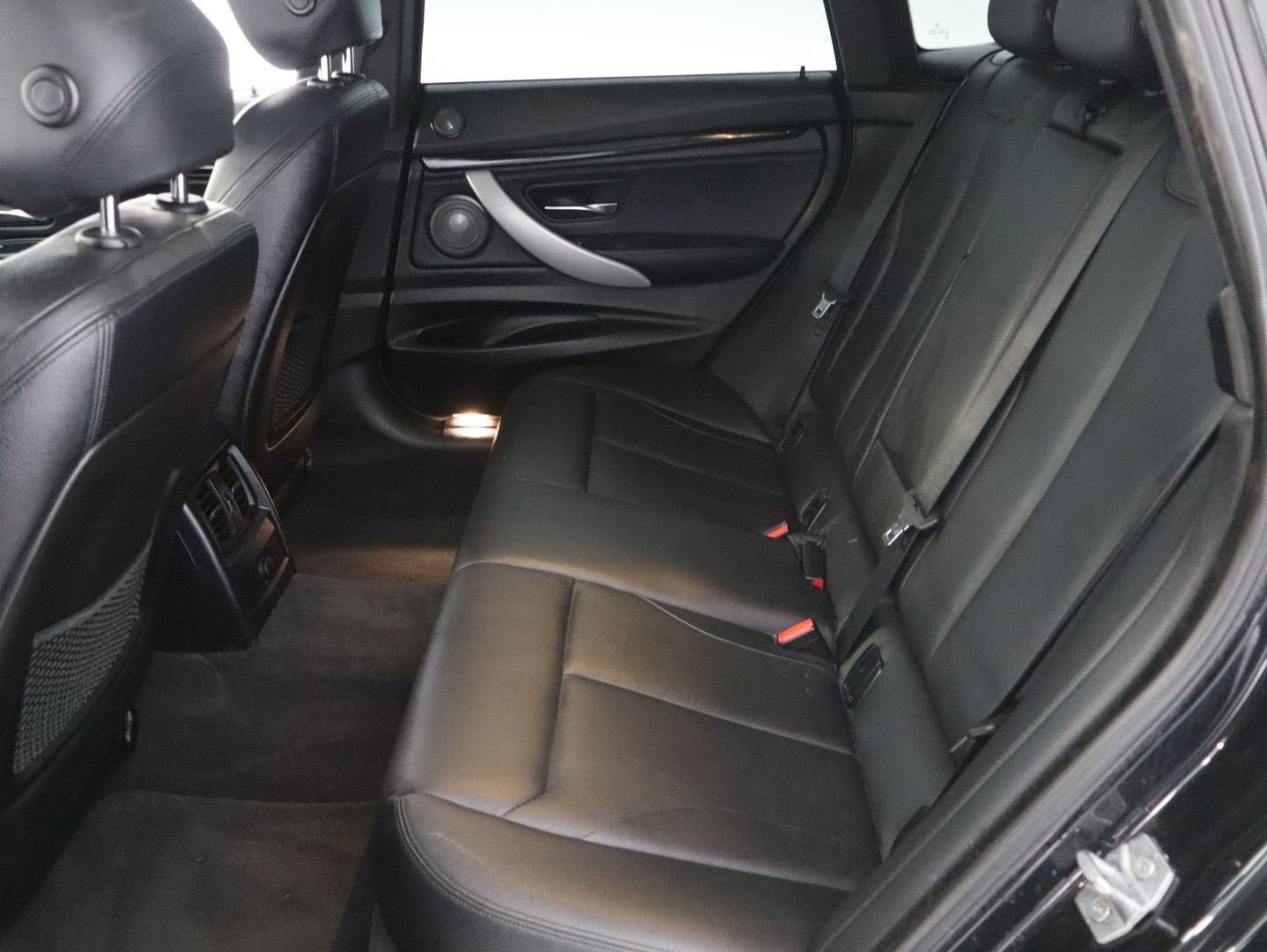 BMW 330 Gran Turismo 2014