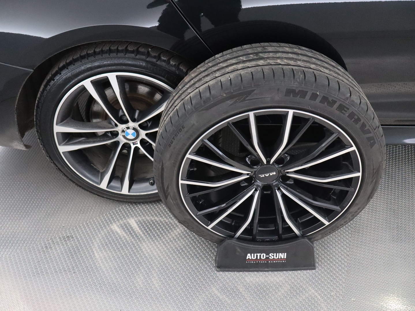 BMW 330 Gran Turismo 2014