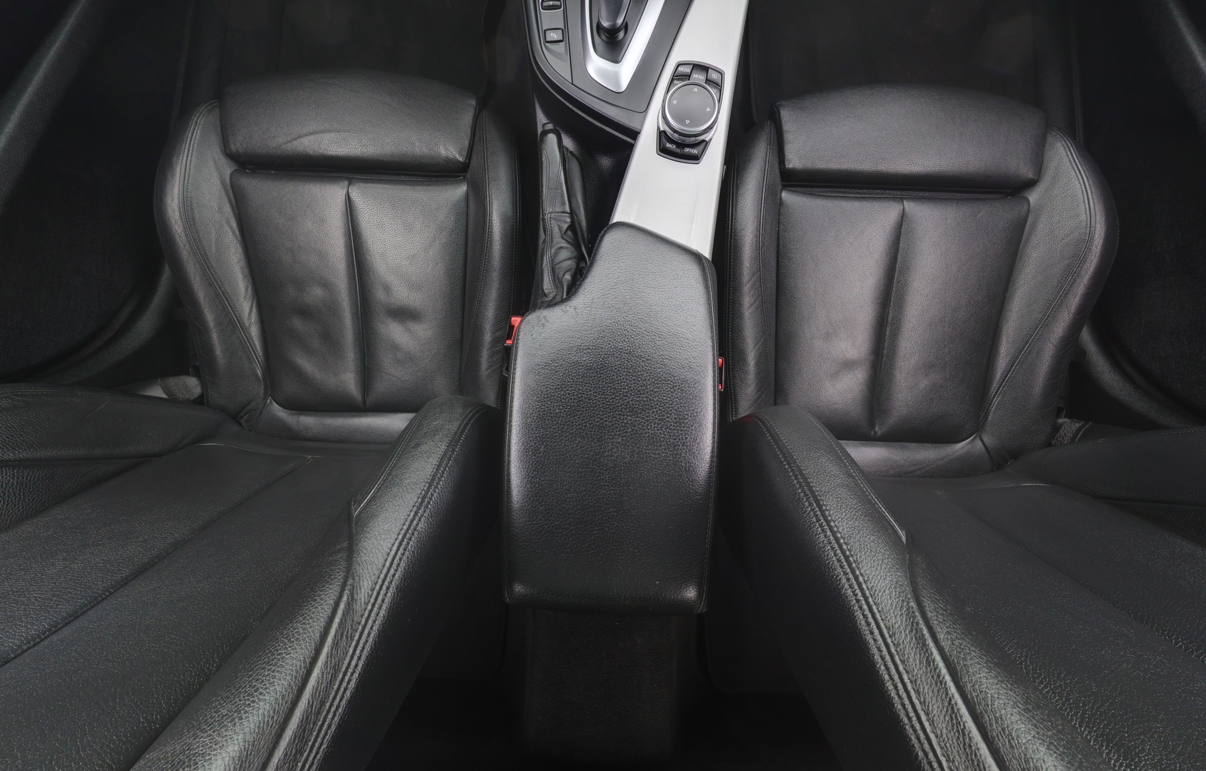 BMW 330 Gran Turismo 2014