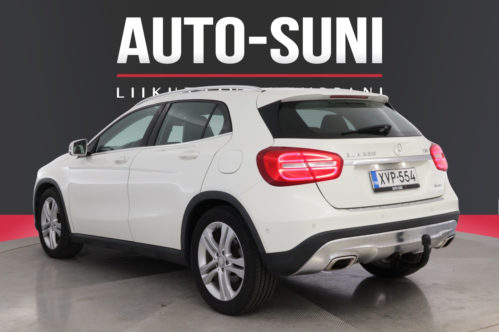 MERCEDES-BENZ GLA 2014