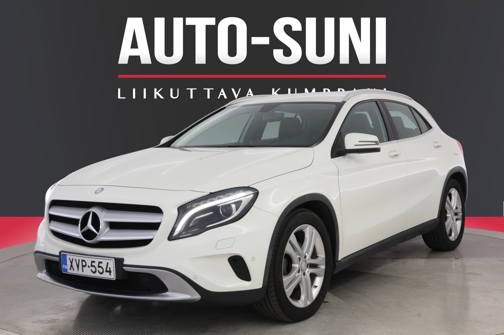 MERCEDES-BENZ GLA 2014