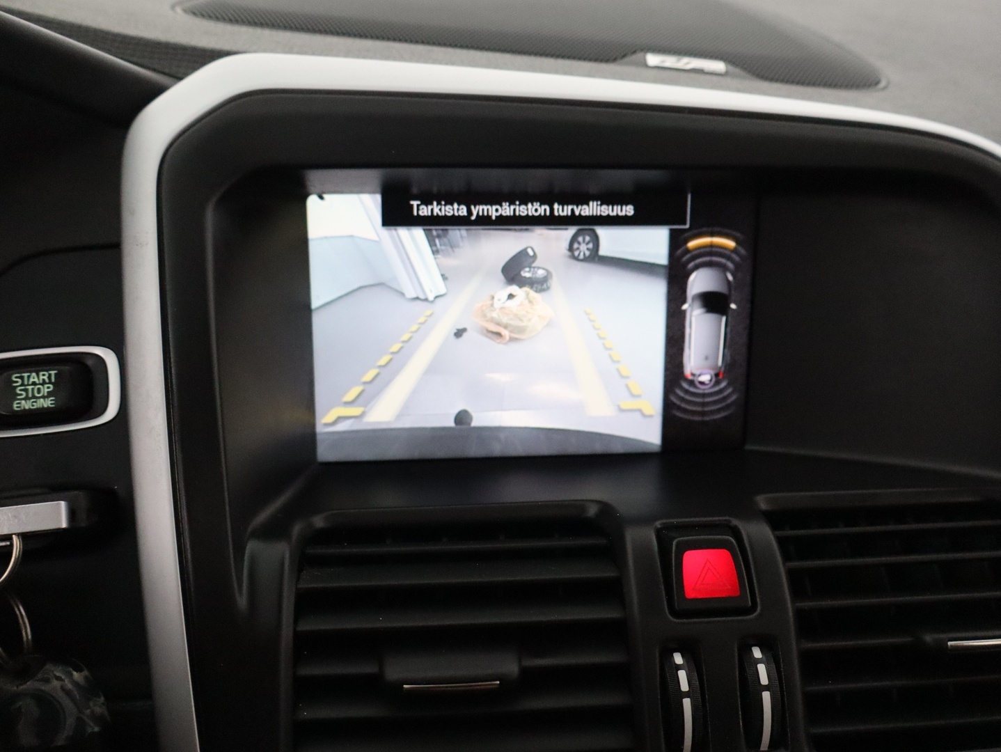 VOLVO XC60 2011