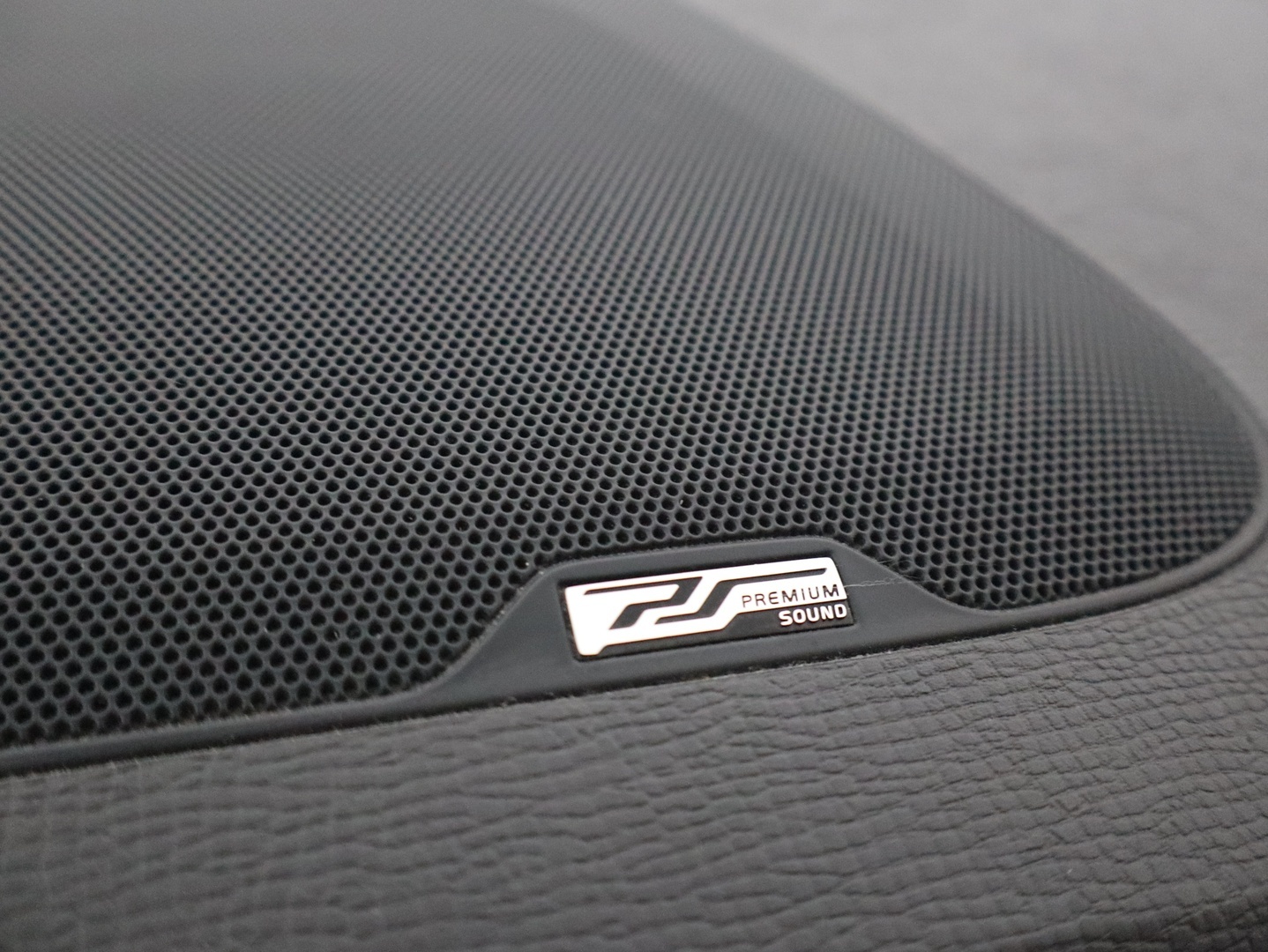 VOLVO XC60 2011