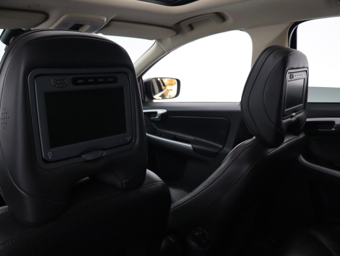 VOLVO XC60 2011