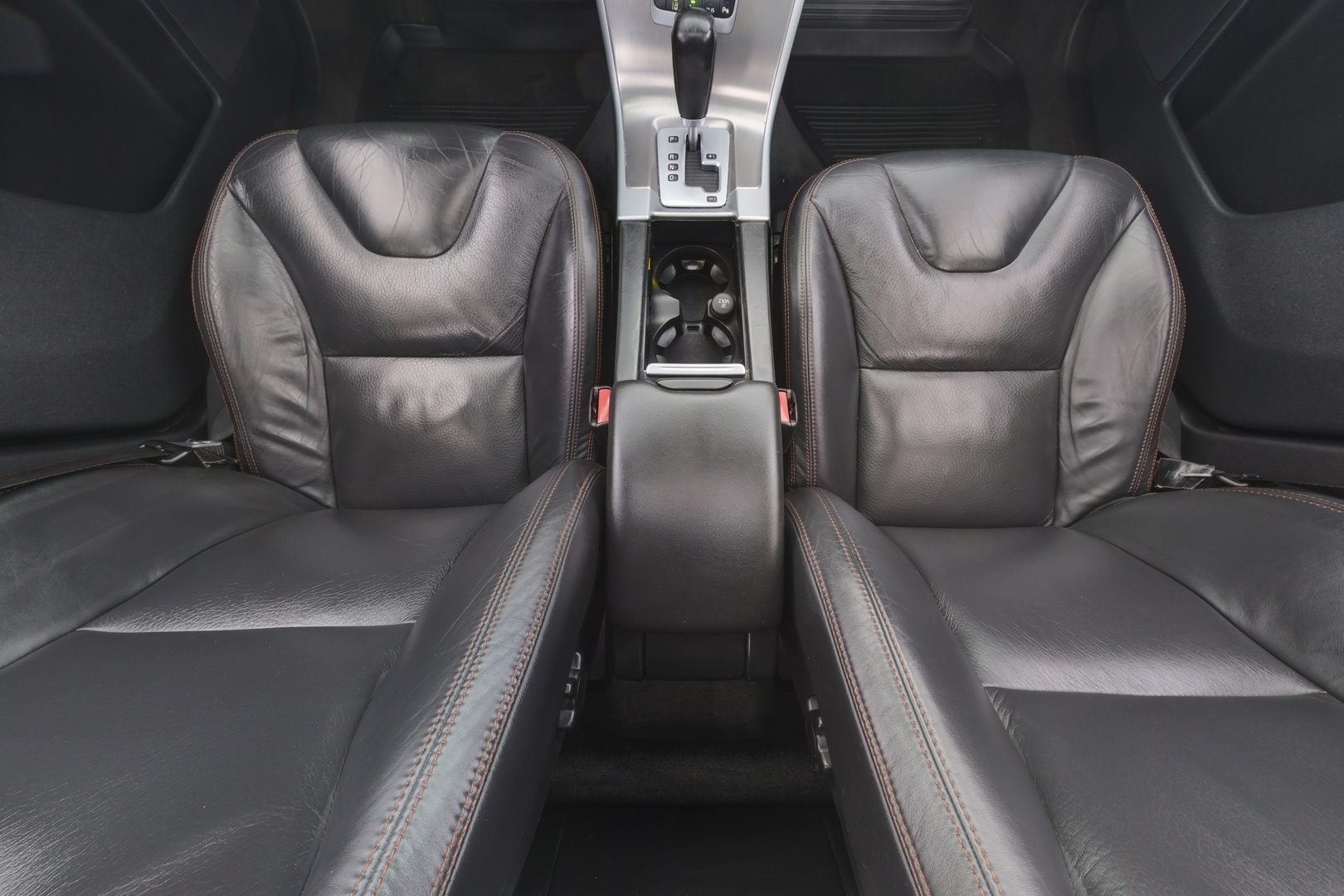 VOLVO XC60 2011