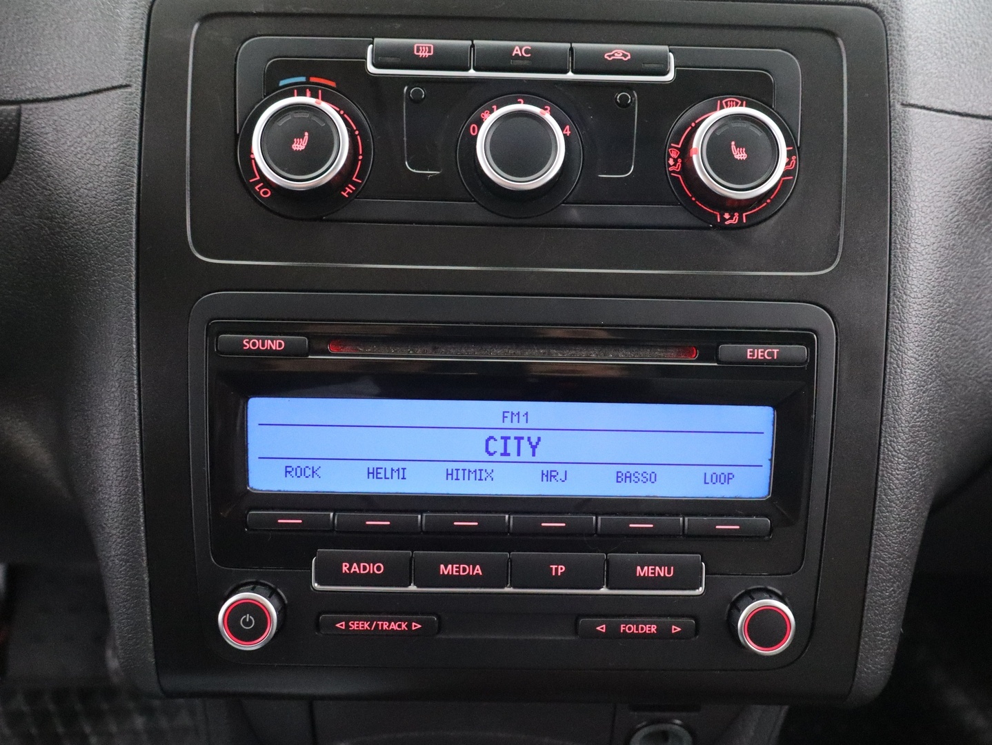 VOLKSWAGEN Caddy 2011