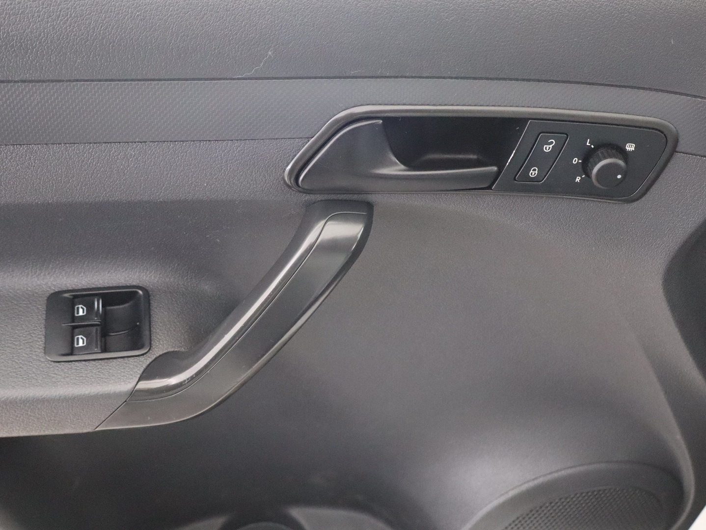 VOLKSWAGEN Caddy 2011