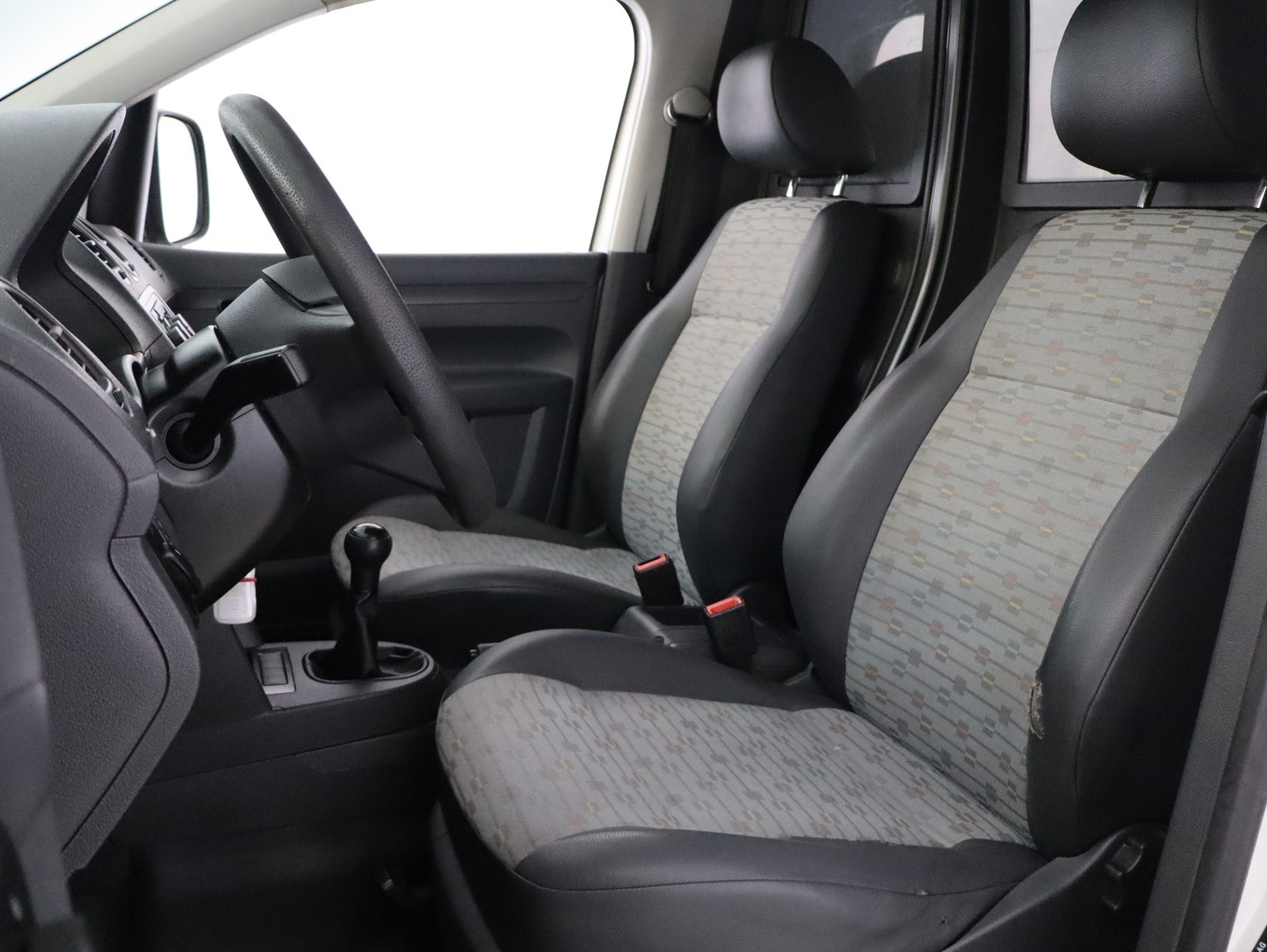 VOLKSWAGEN Caddy 2011