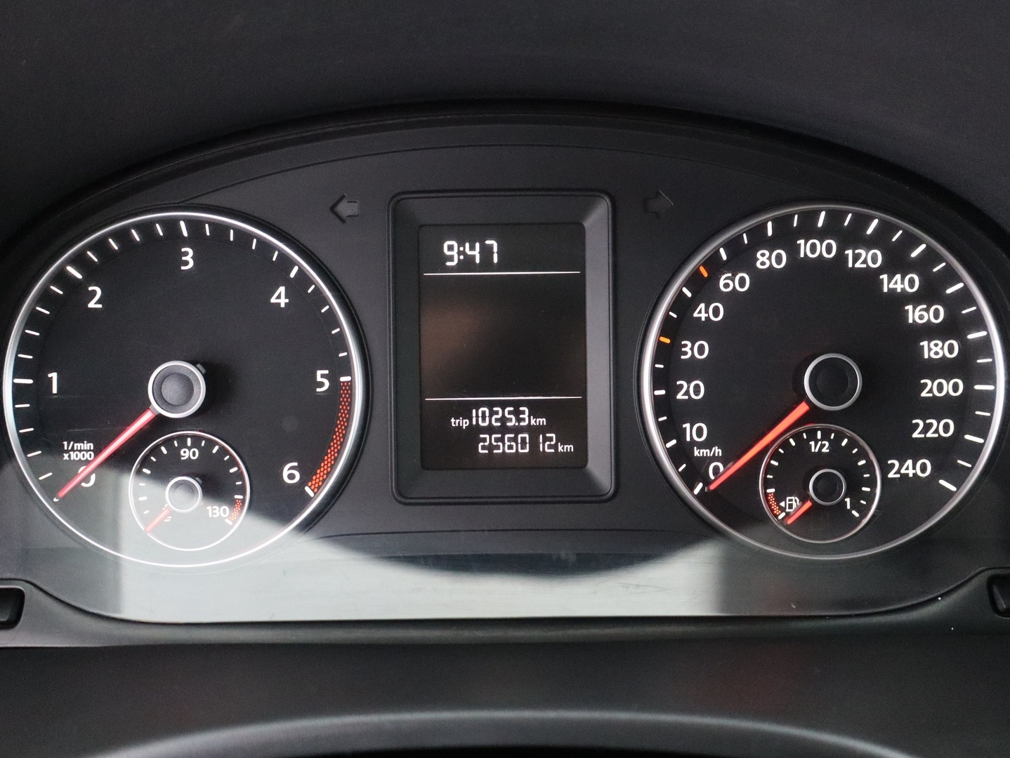 VOLKSWAGEN Caddy 2011