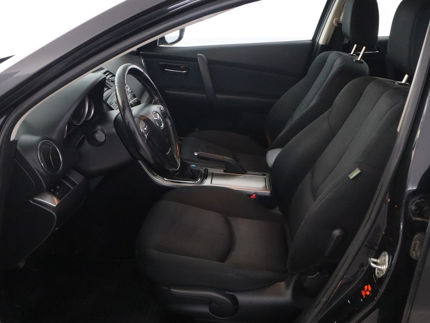 MAZDA Mazda6 2012