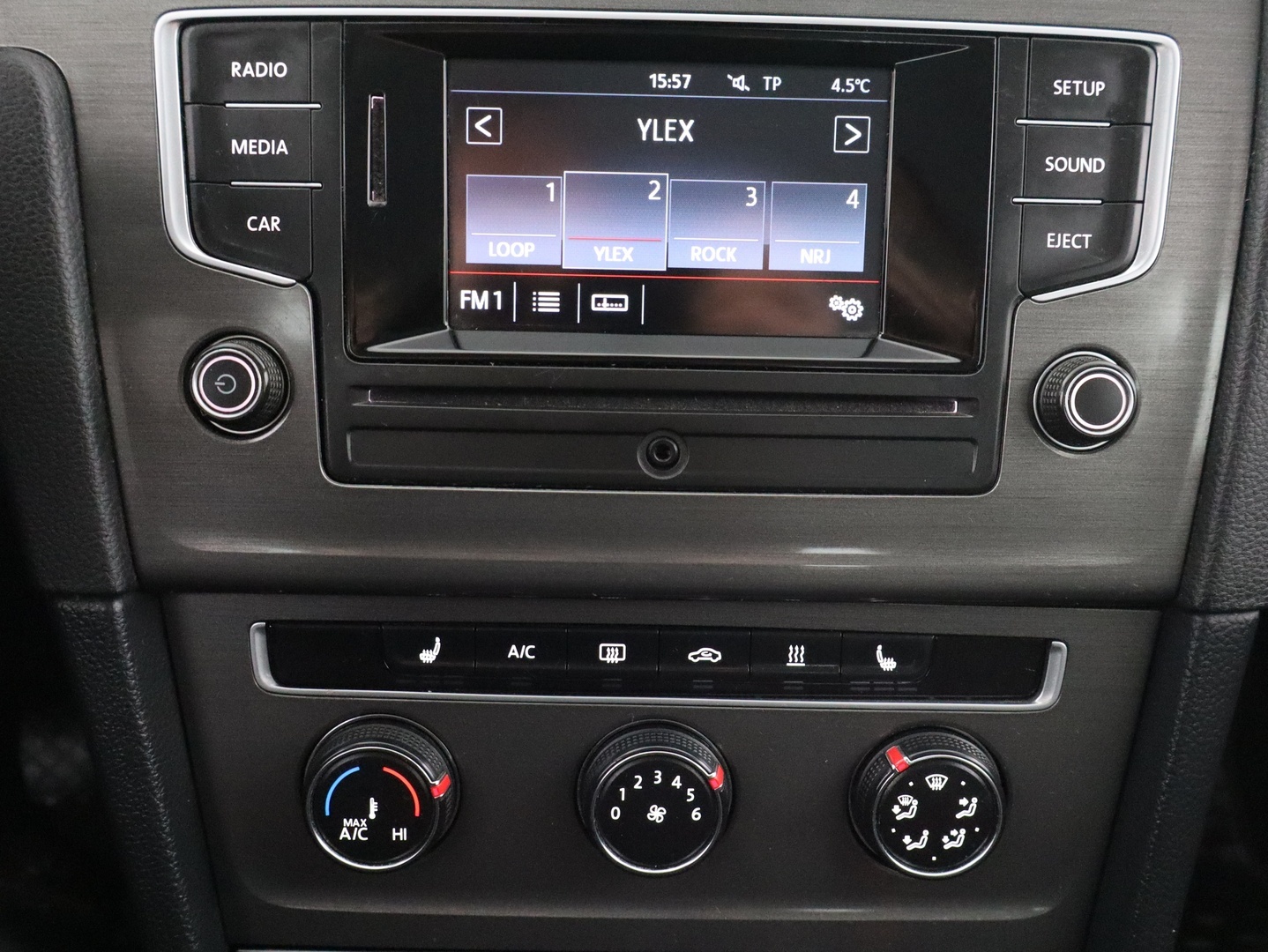 VOLKSWAGEN Golf 2013