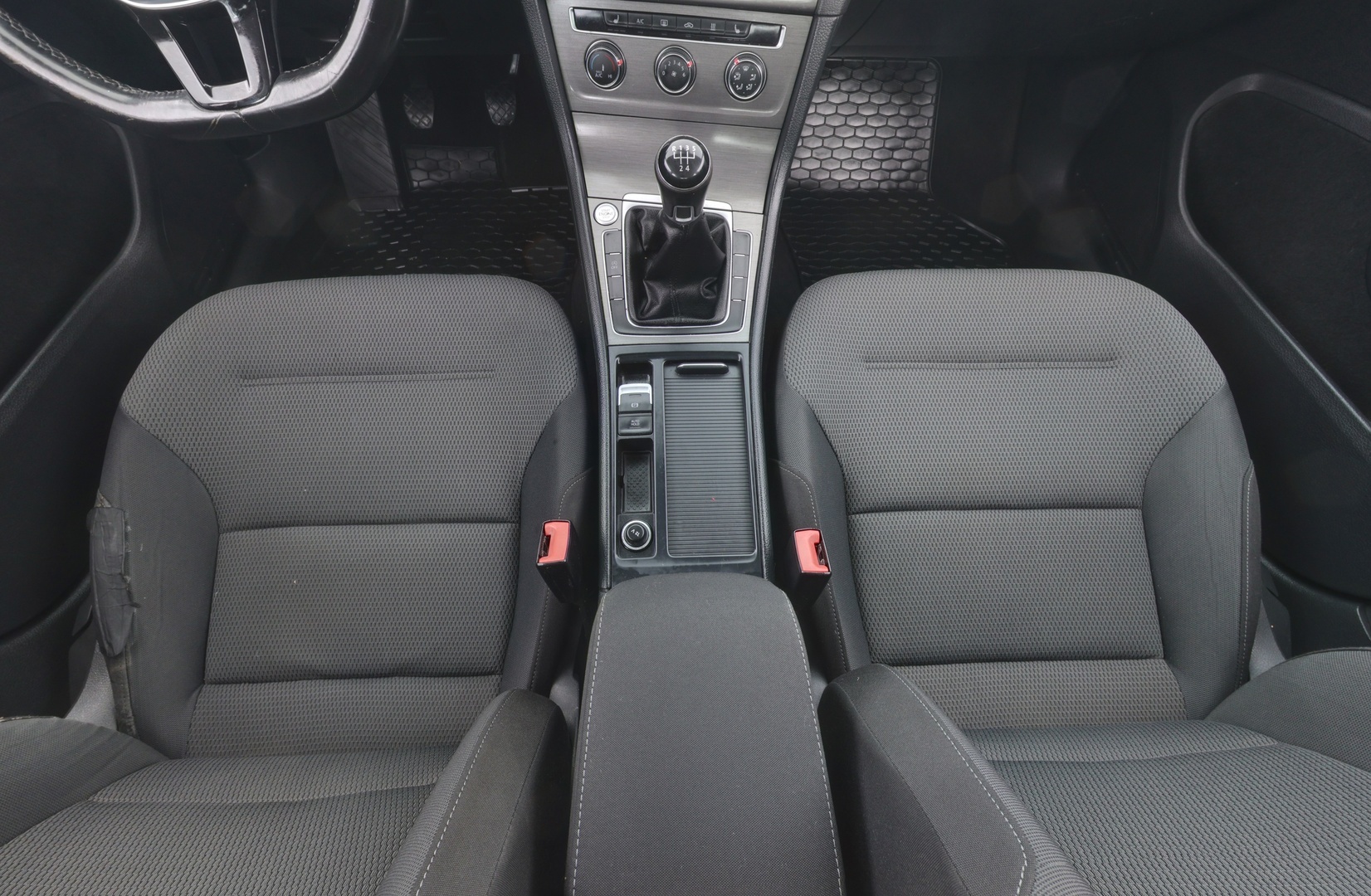 VOLKSWAGEN Golf 2013