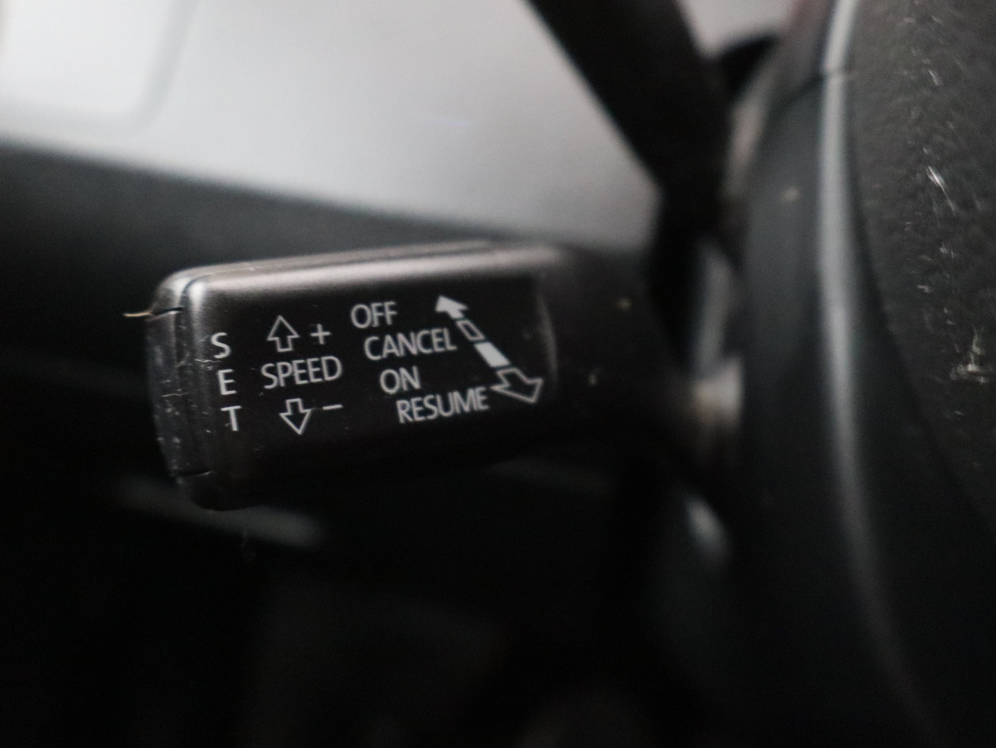 VOLKSWAGEN Passat 2014