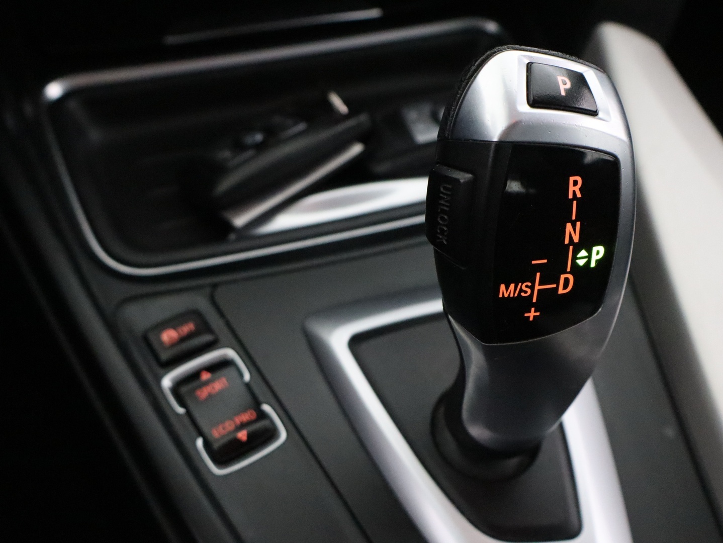 BMW 320 2013