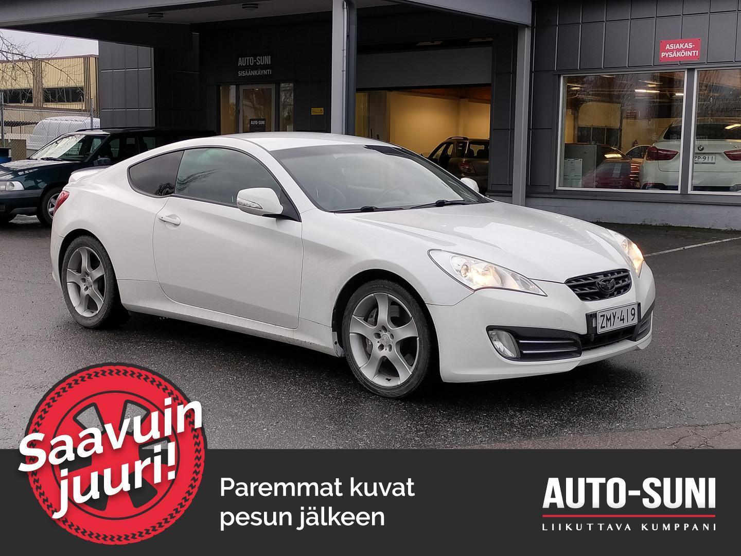 HYUNDAI Genesis Coupe 2012