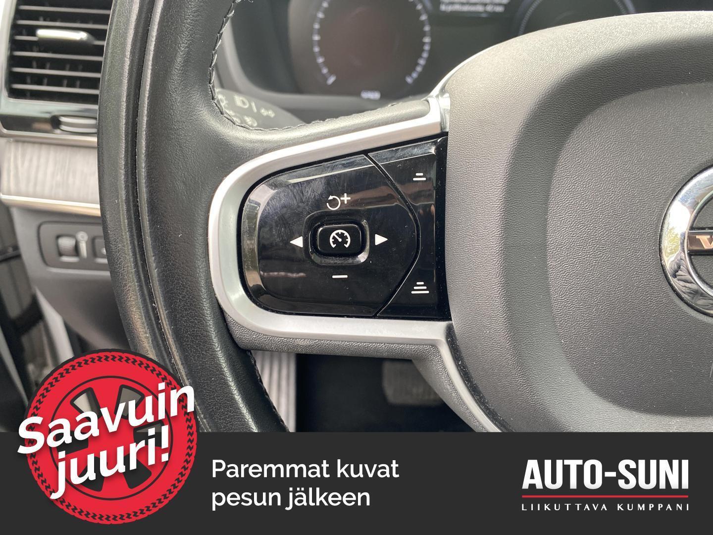VOLVO XC90 2022