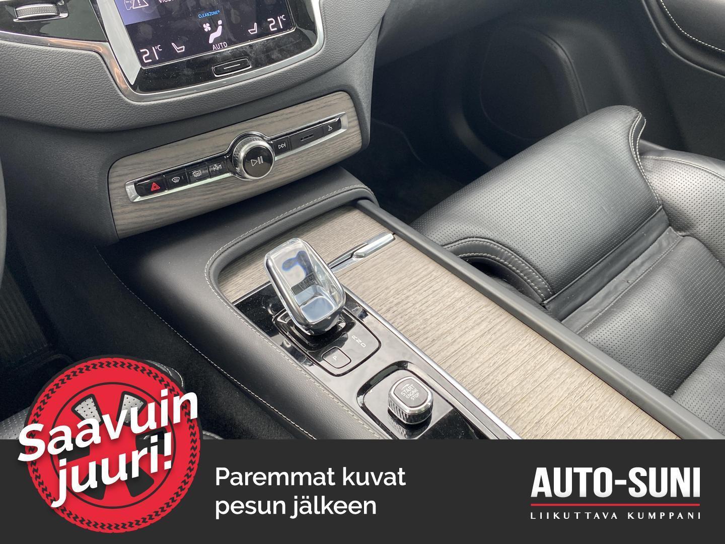 VOLVO XC90 2022