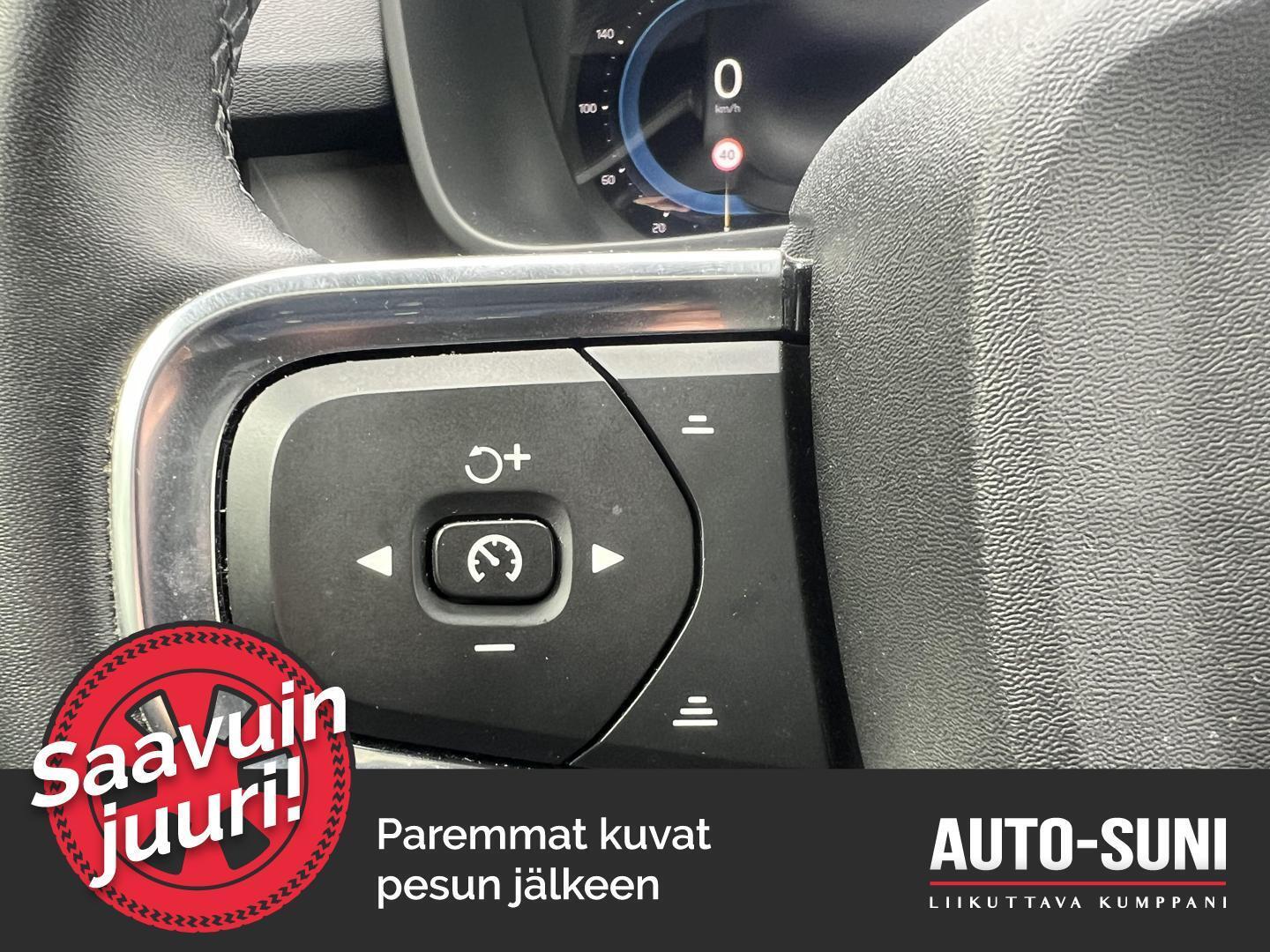 VOLVO C40 2023