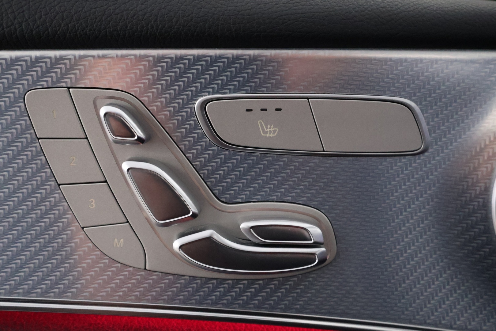 MERCEDES-BENZ E 20