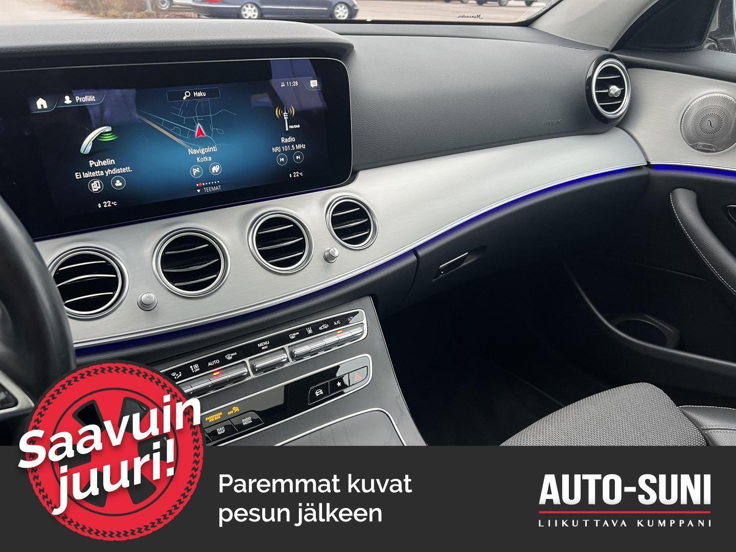 MERCEDES-BENZ E 2022