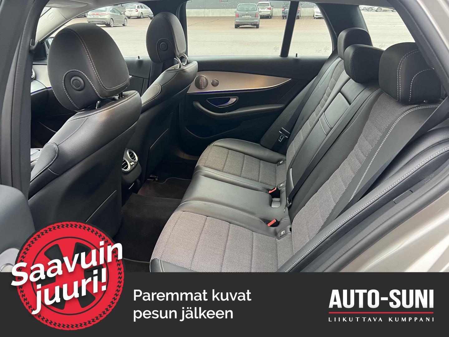 MERCEDES-BENZ E 2022