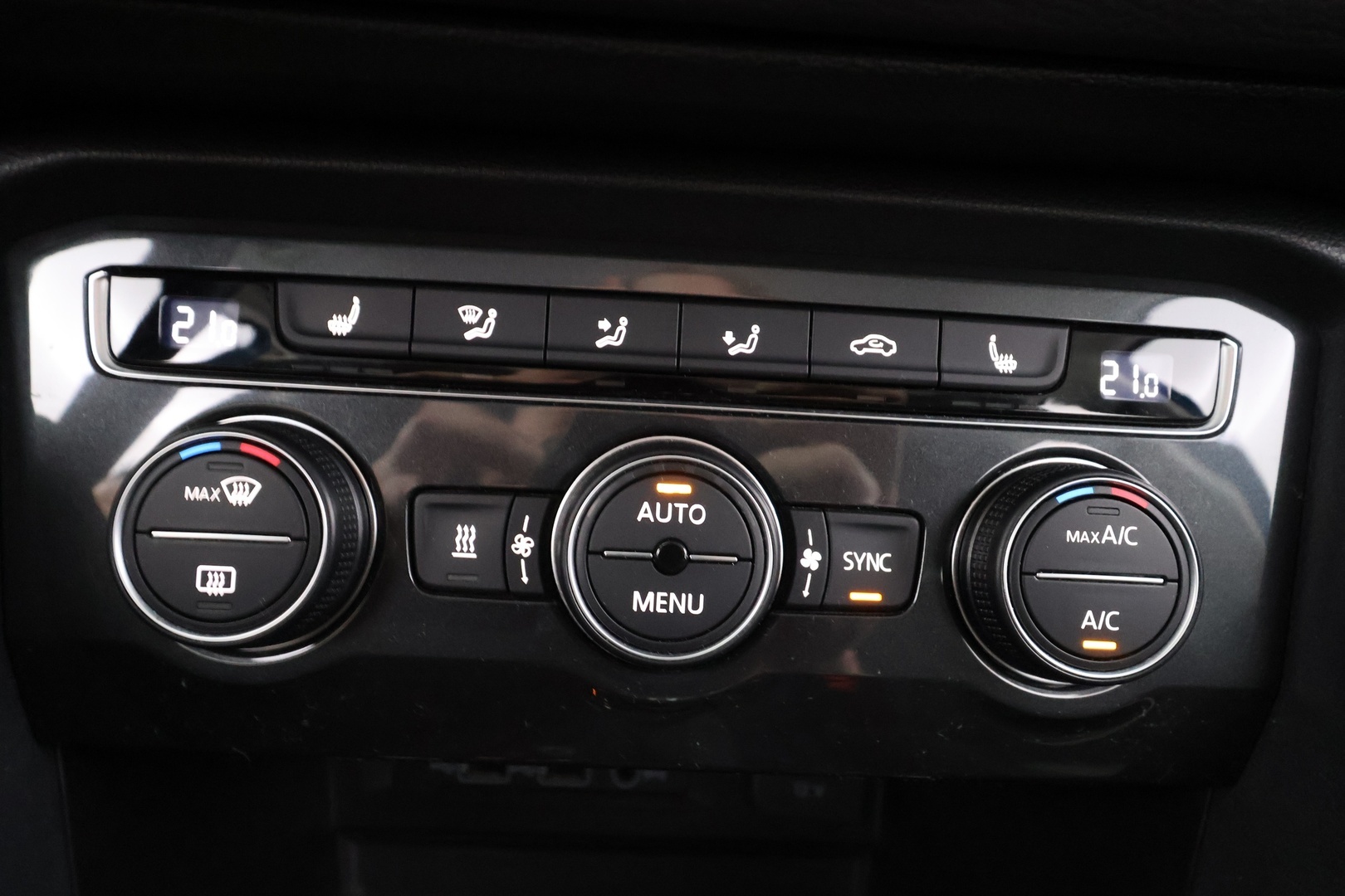 VOLKSWAGEN Tiguan 2019