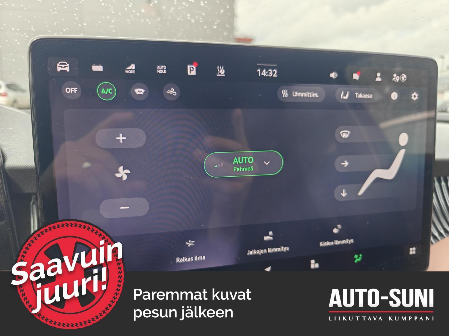 SKODA Superb 2025