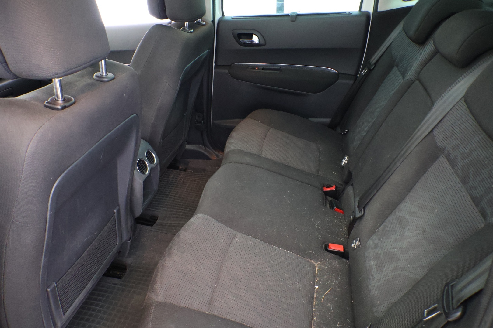 PEUGEOT 3008 2011