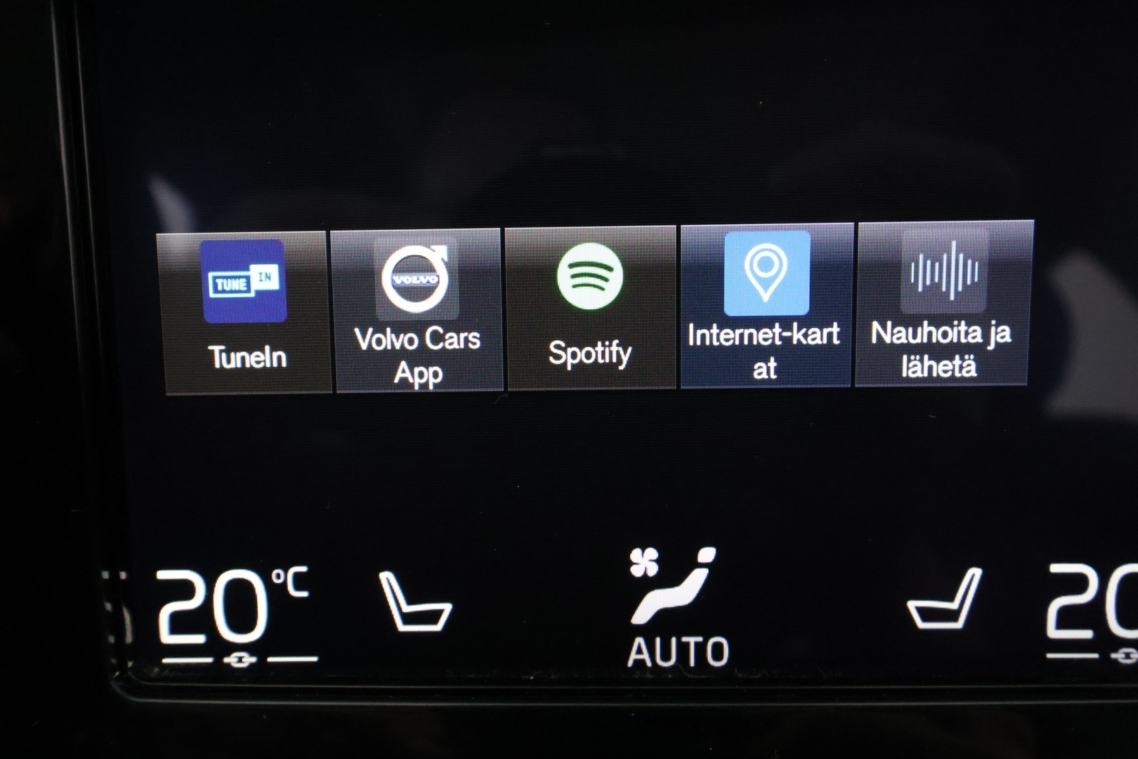 VOLVO V60 2019