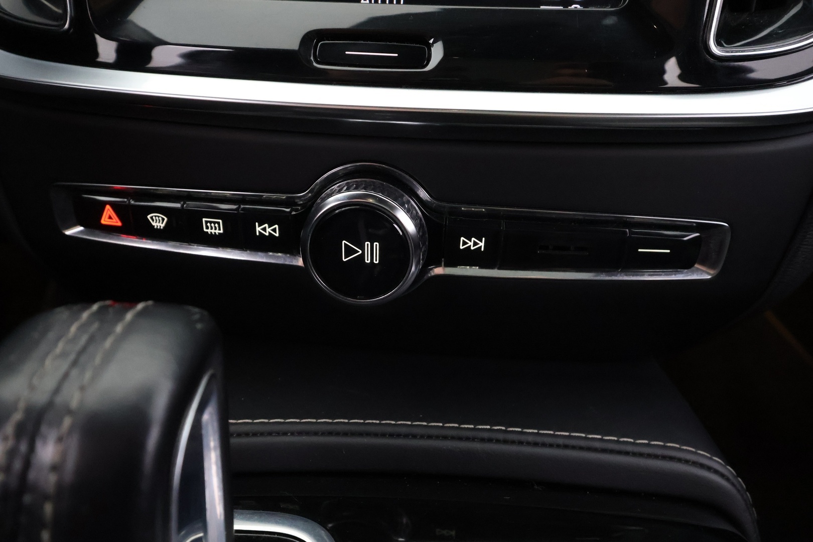 VOLVO V60 2019