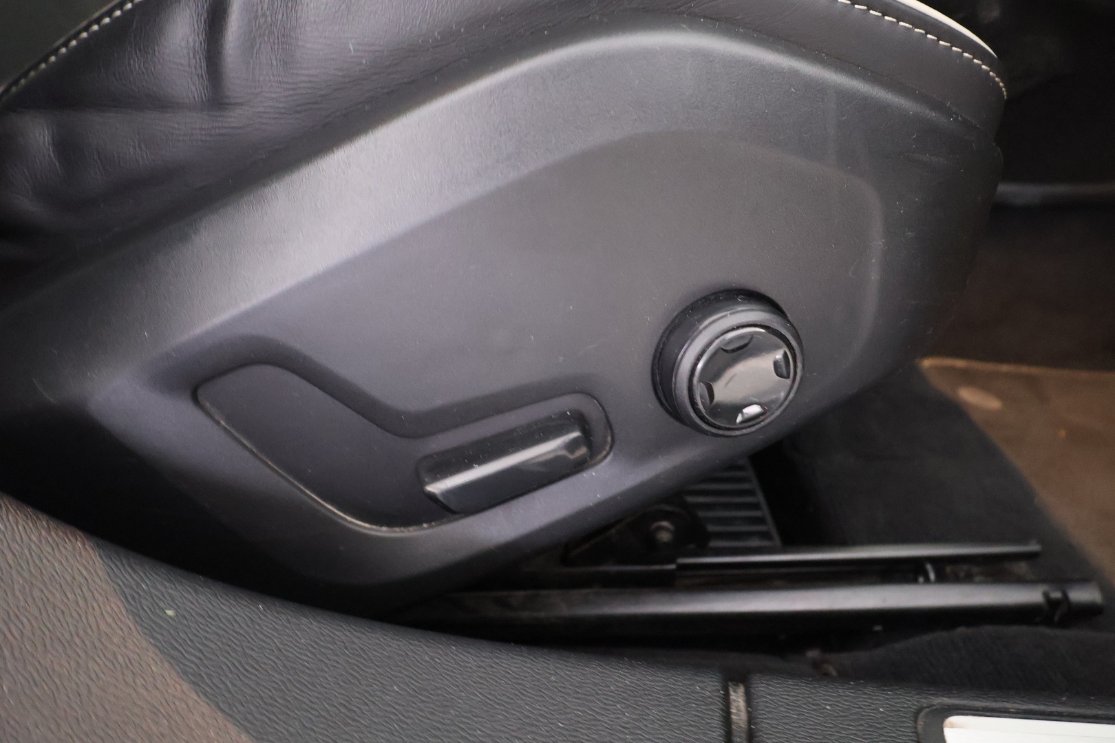 VOLVO V60 2019