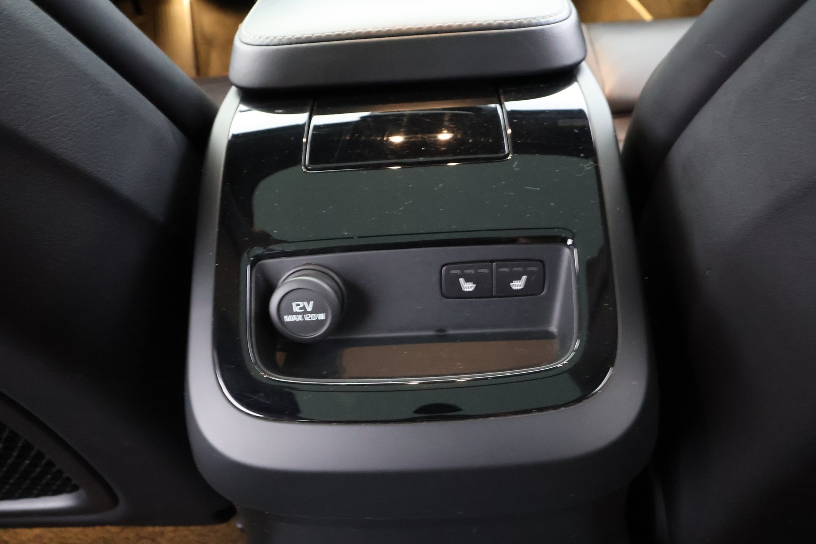VOLVO V60 2019